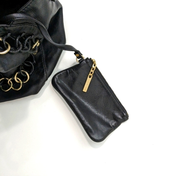 Michael Kors Chainlink Hobo Soft Leather Bag in Black and Gold - Picture 3 of 4